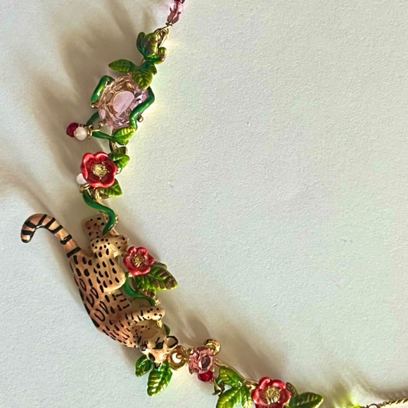 LN Léopard Necklace - Picture 4 of 6